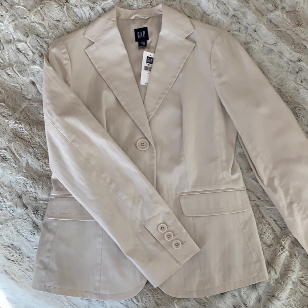 NWT GAP Off White Blazer (Size 6)